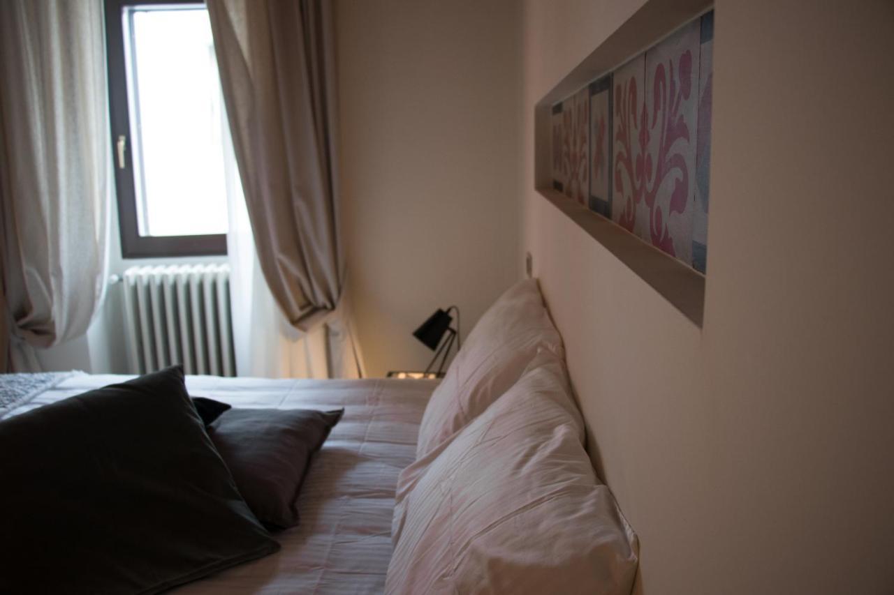 루티글리아노 Cece Nove - Sotto L'Arco B&B 외부 사진